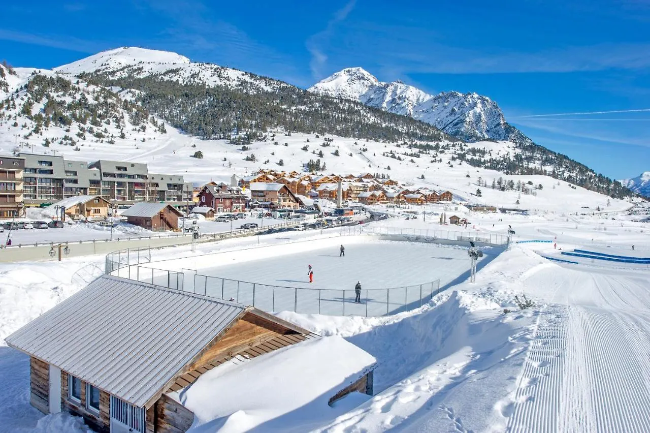 Vtf Le Grand Hotel Montgenevre